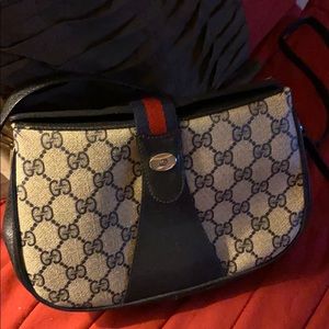 Gucci shoulder bag